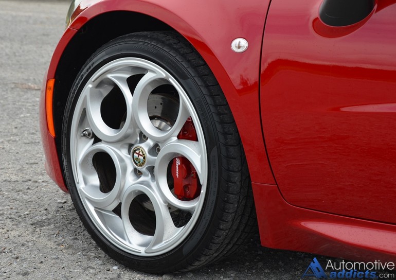 2015-alfa-romeo-4c-wheel-tire