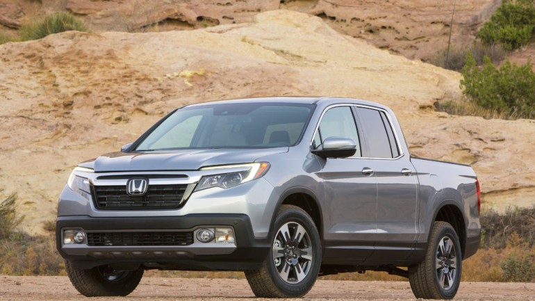 Honda Trucks-Up with 2017 Ridgeline at 2016 Detroit Auto Show