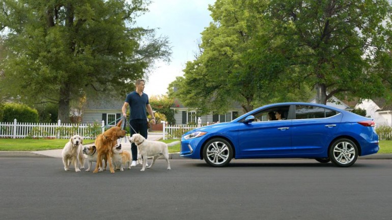 Ryan Reynolds Distracts in 2017 Hyundai Elantra Super Bowl 50 Commercial