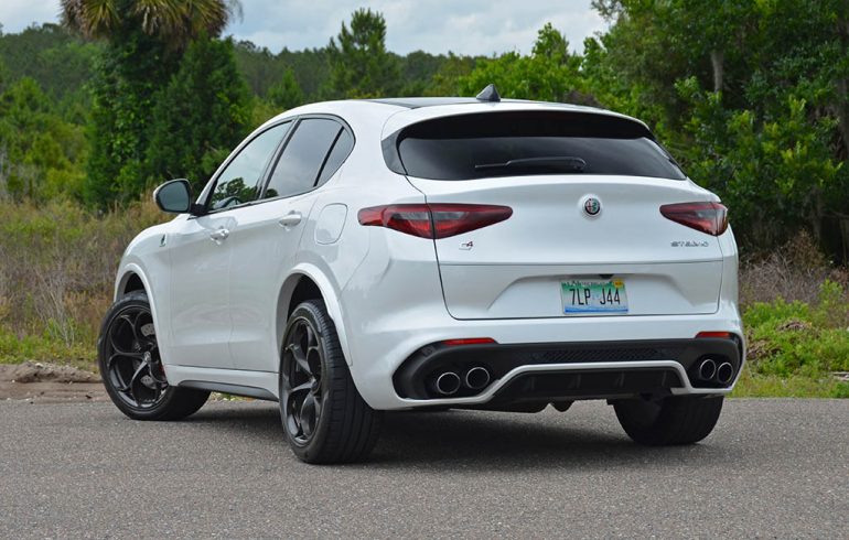 2018-alfa-romeo-stelvio-quadrifoglio-rear-1