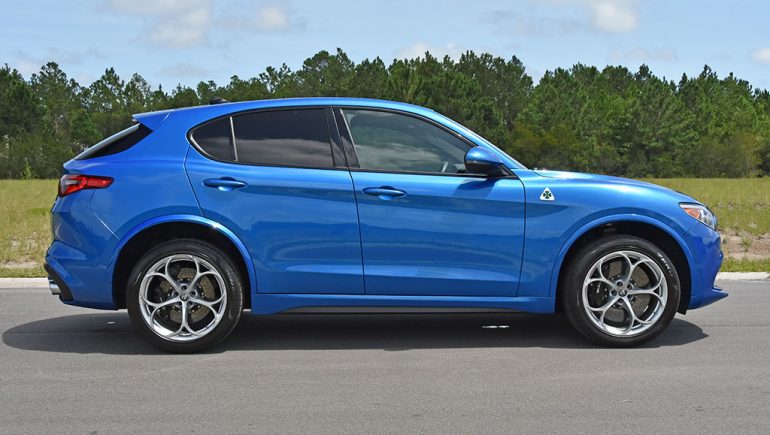 2020 alfa romeo stelvio quadrifoglio side
