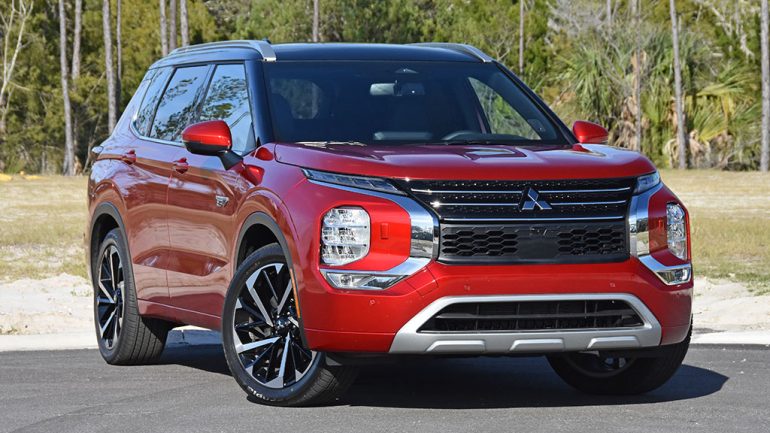 2024 Mitsubishi Outlander PHEV SEL S-AWC Review & Test Drive