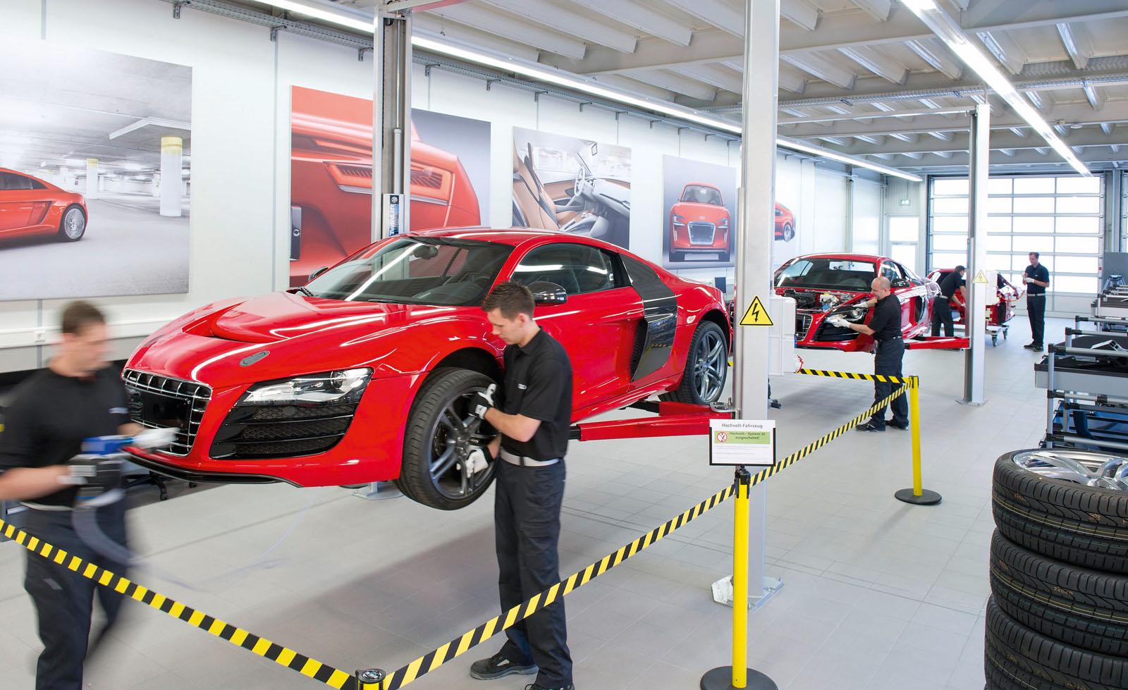 Behind The Scenes Look at Audi R8 e-Tron Production