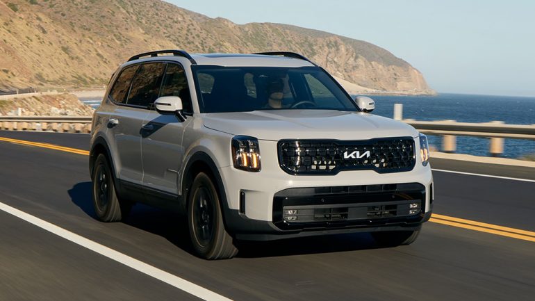 Kia Recalling 427,000 Telluride SUVs Over Roll-Away Risk