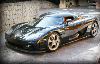 Idar Vollvik Jumps Over His Koenigsegg CCX