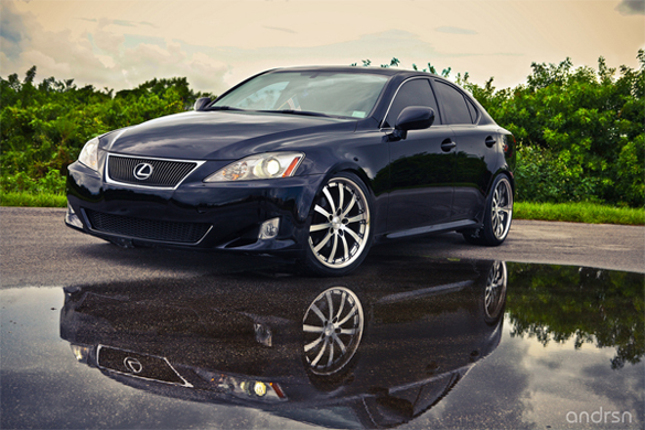 Lexus IS250 sitting smartly on Vossens