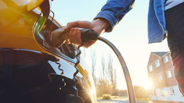 Maine Considering California-style Regulations to Limit Gas-Powered Vehicle Sales Boosting EV Adoption