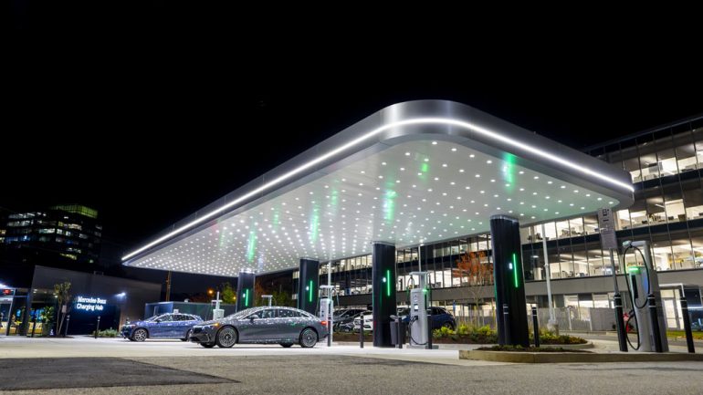 Mercedes-Benz Poised to Change EV Charging Game Launching First Charging Hub in North America with Premium Experience